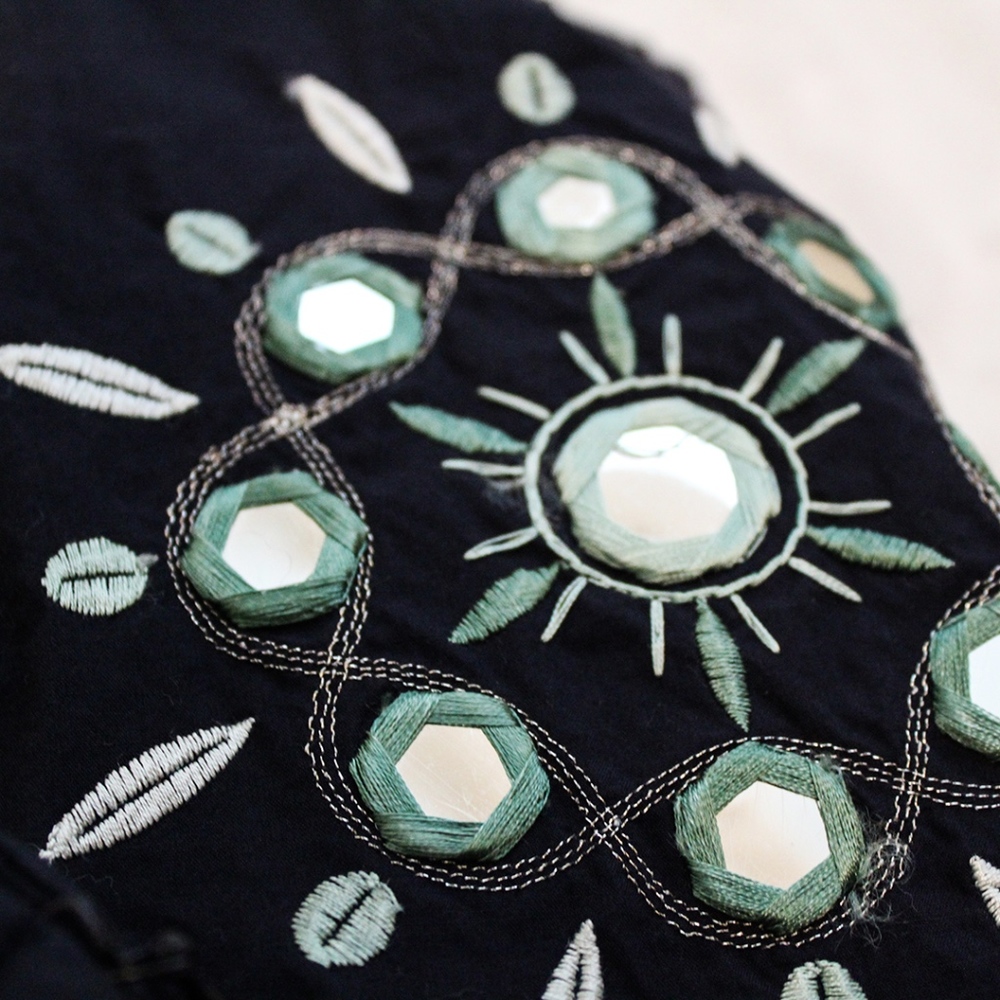 2/$15 Crochet and floral accents Midi skirt - Picture 6 of 6